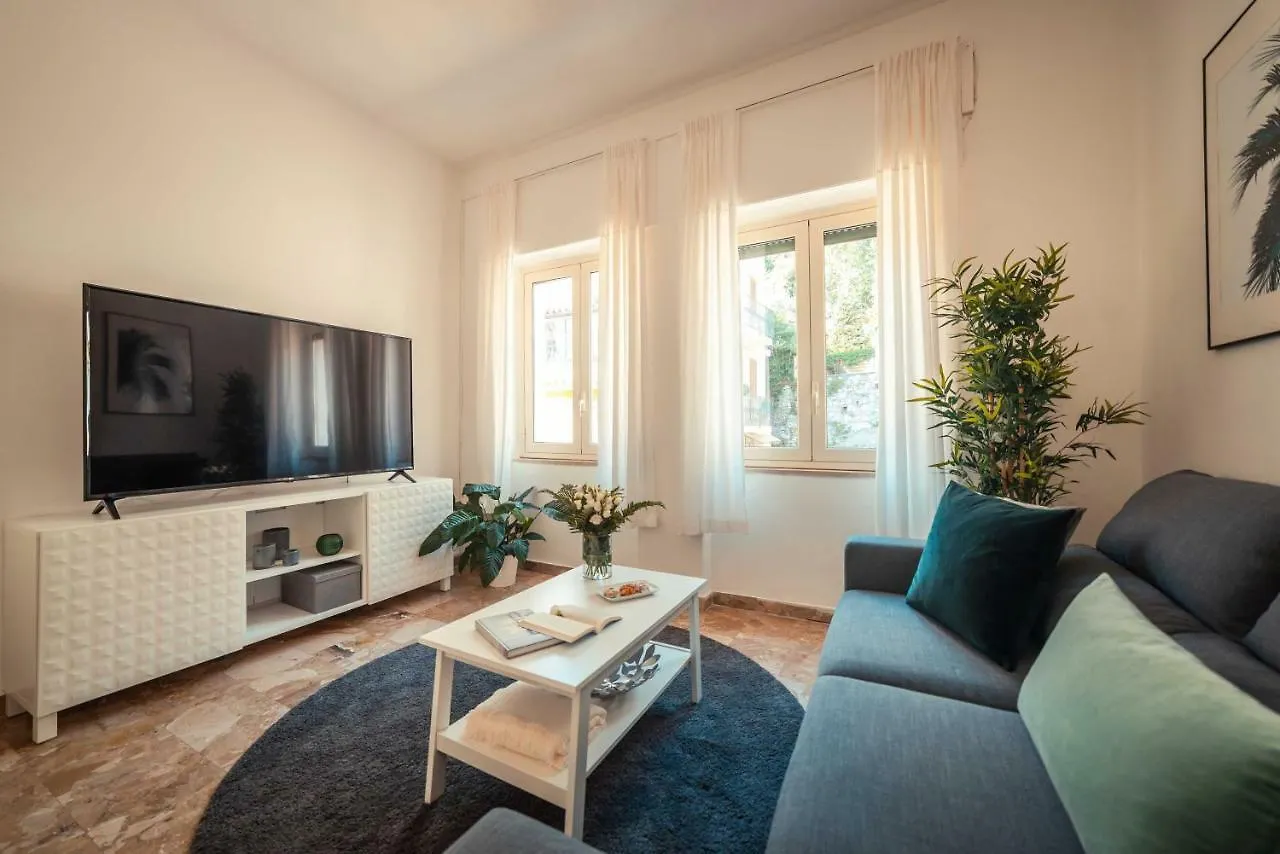 B&B Teatro Greco 39 Taormina Bed & Breakfast