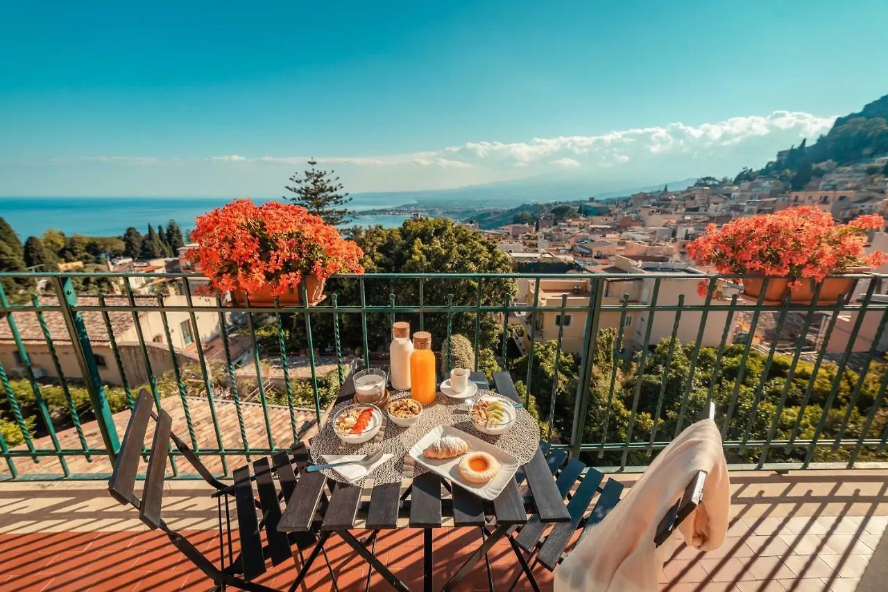 B&B Teatro Greco 39 Taormina 3*,